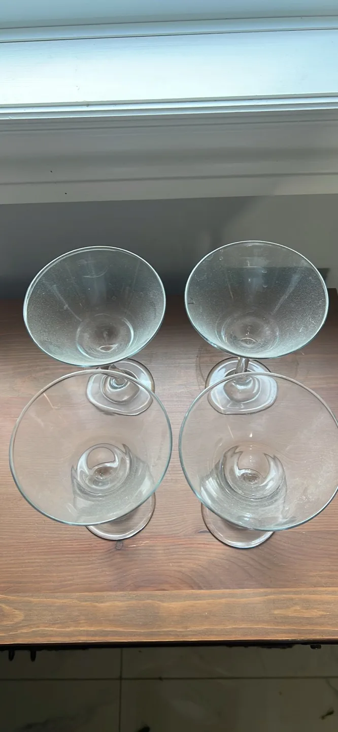 Set of 4 Martini Glasses thumbnail