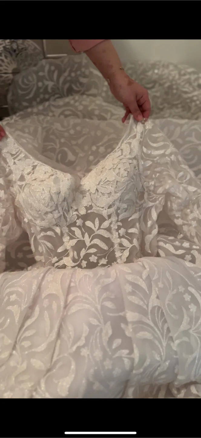 Wedding Dress - White, Floral Pattern image indicator(3)