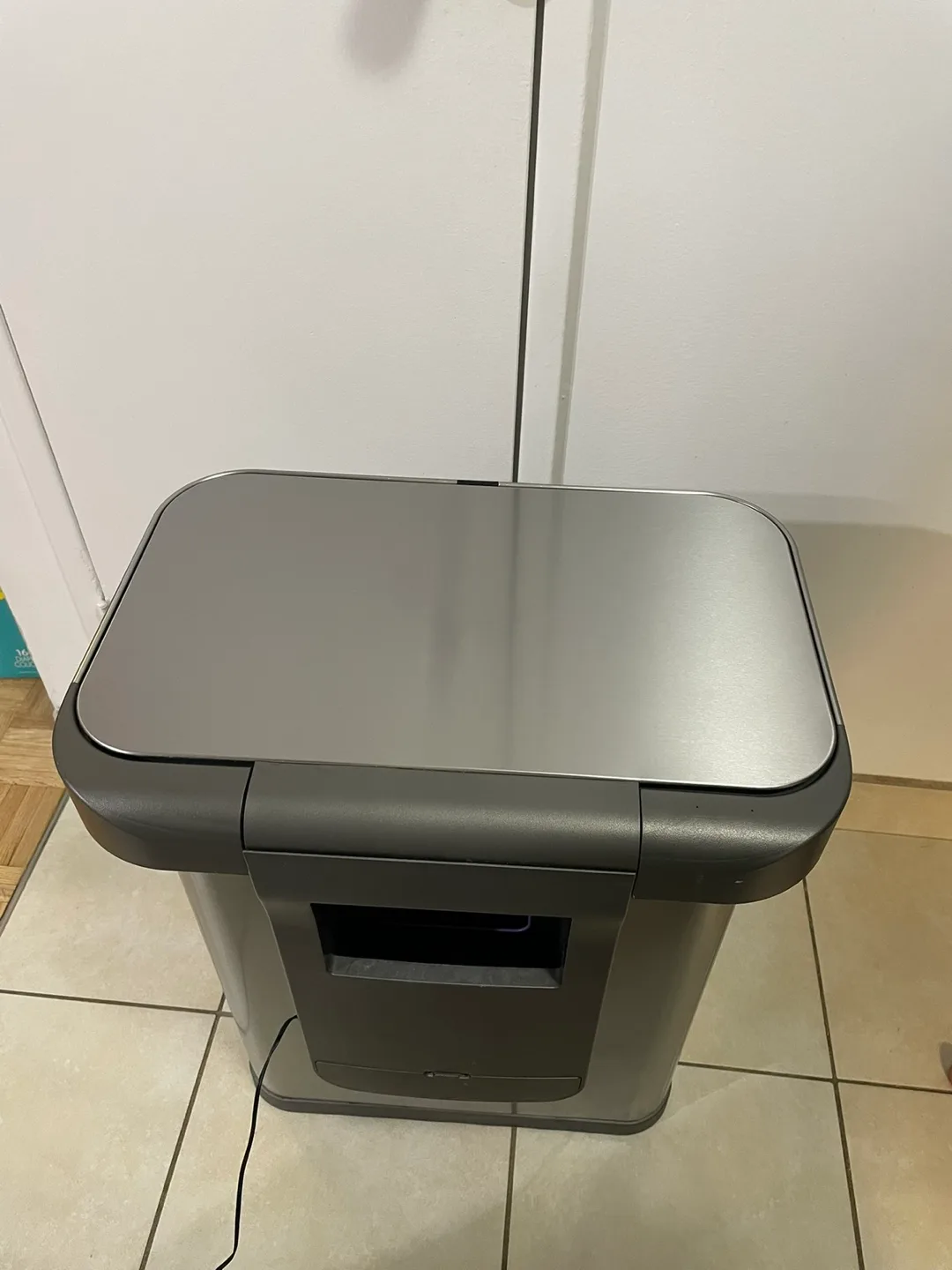SimpleHuman Smart Gesture & Voice controlled Trash Can thumbnail