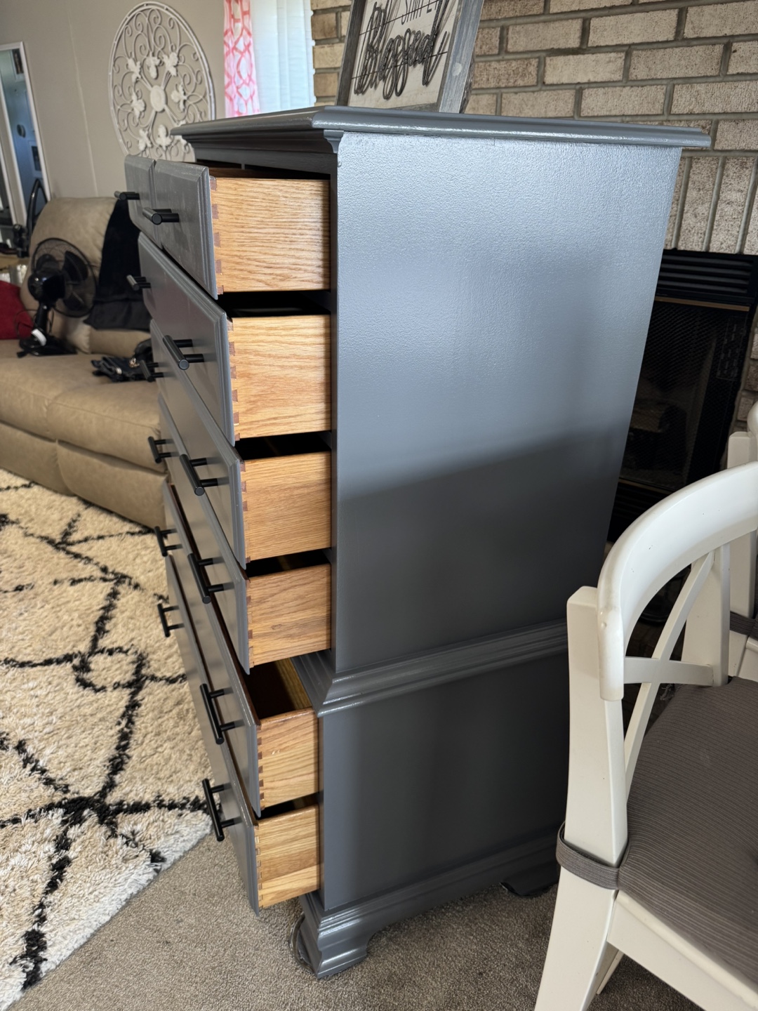 ✨✨GORGEOUS GRAY TALL AND BIG 7 DRAWER DRESSER✨✨ - photo 5