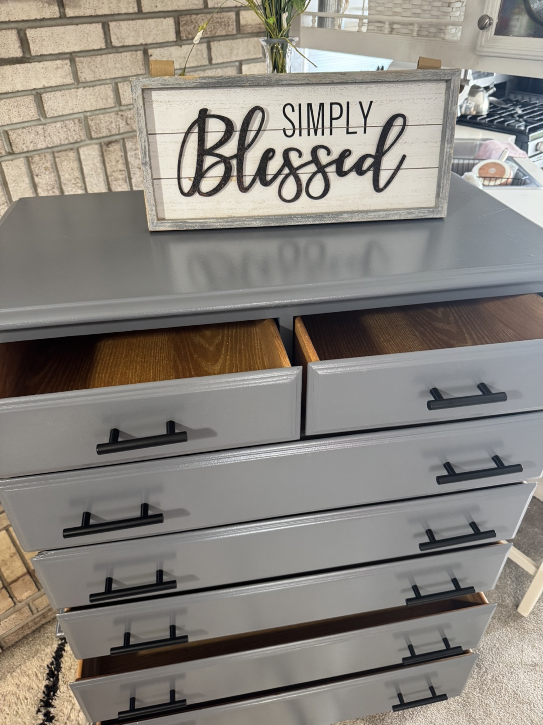 ✨✨GORGEOUS GRAY TALL AND BIG 7 DRAWER DRESSER✨✨ - photo 4