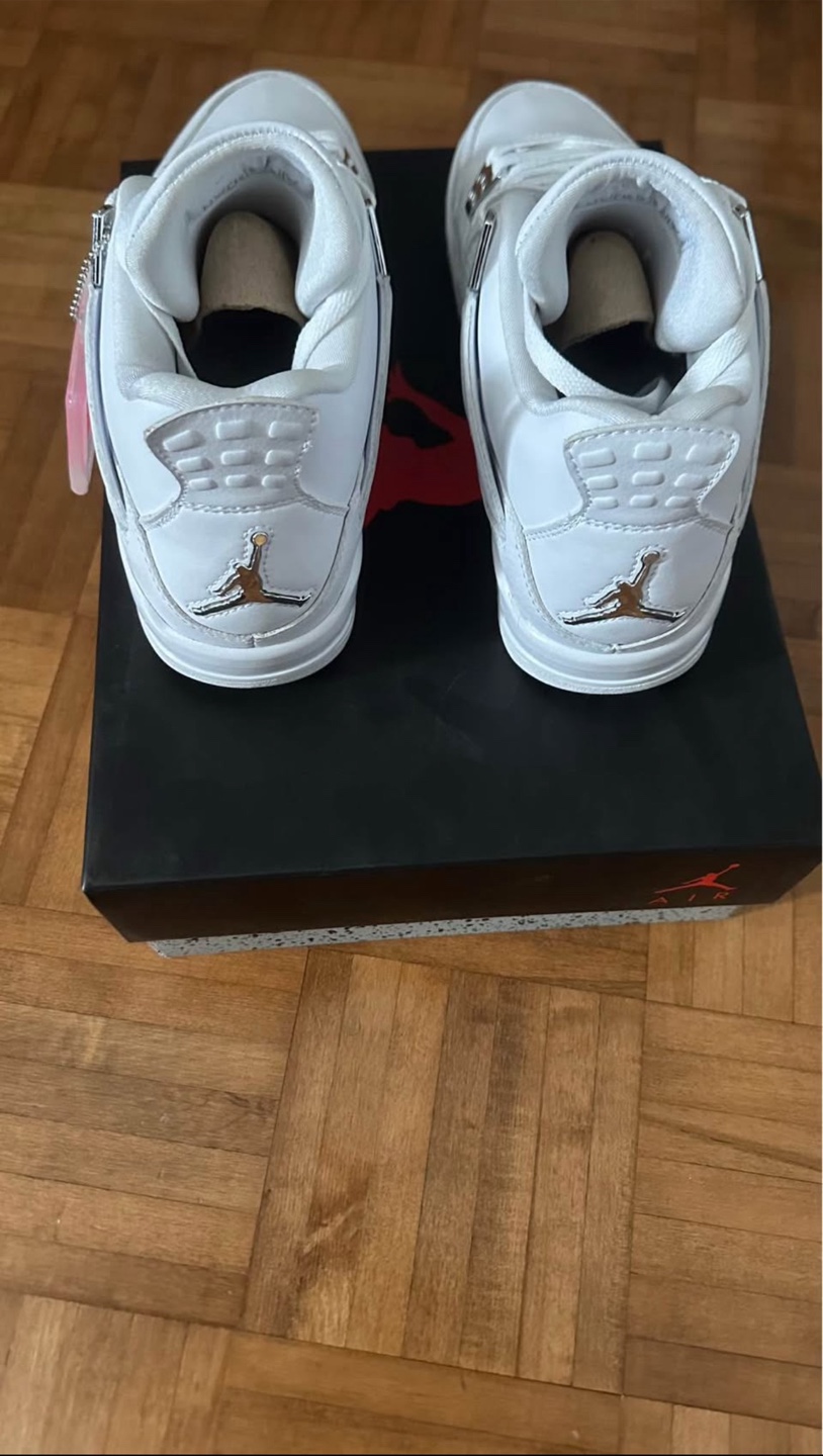 Size 9.5 Jordan 4 Retro Pure Money (2017) - photo 3