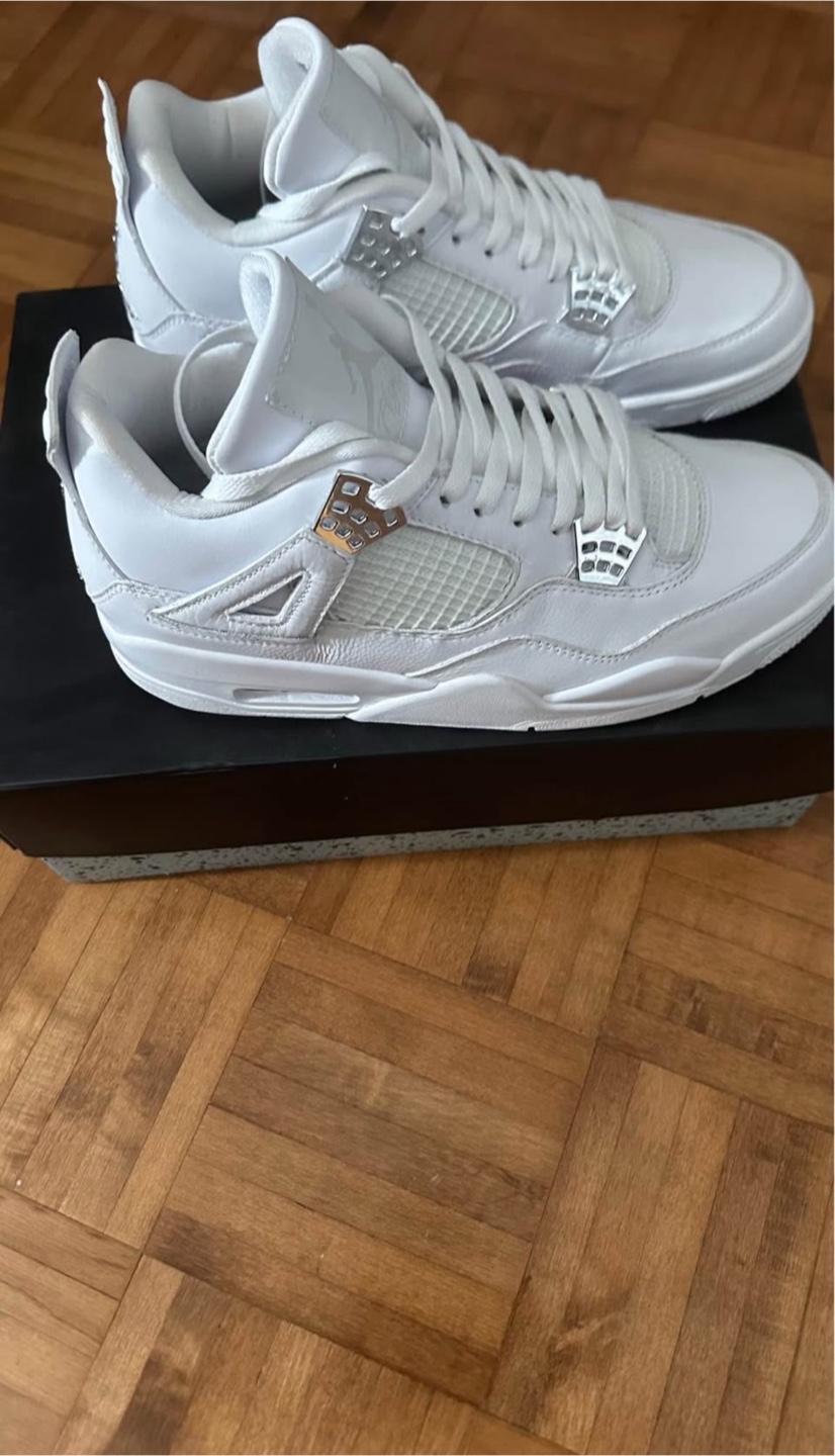 Size 9.5 Jordan 4 Retro Pure Money (2017) - photo 4