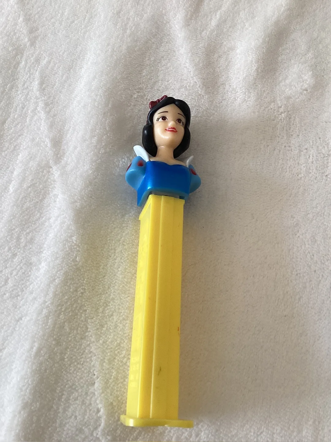 Disney Snow White PEZ Dispenser image indicator(4)
