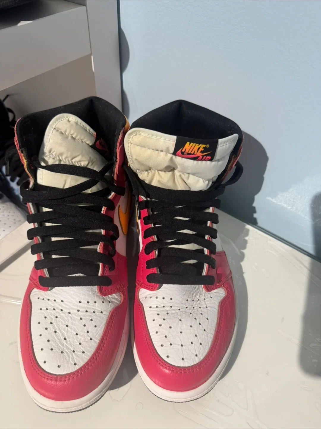Nike Air Jordan 1 High Pink/Yellow image indicator(3)