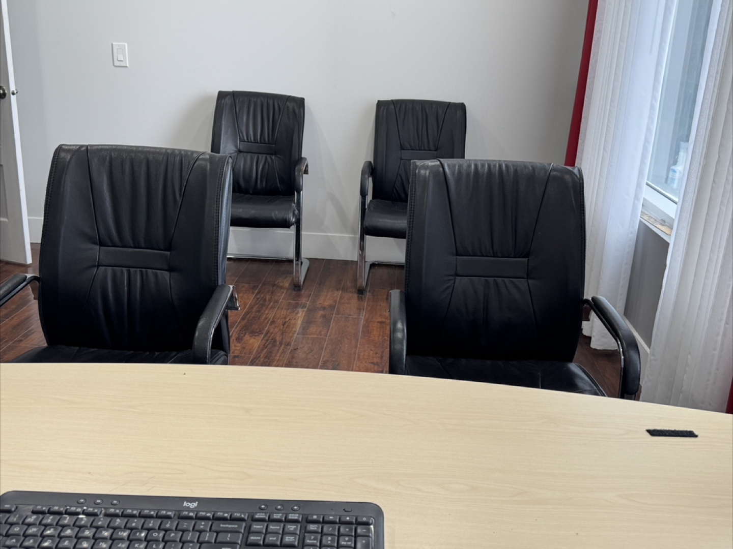 Office Desk+Chairs - photo 2
