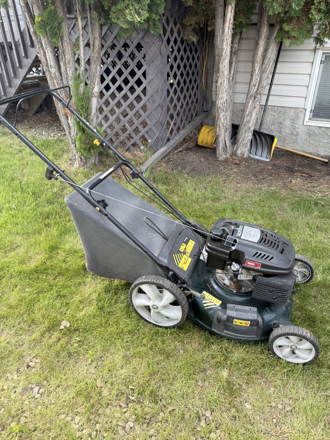 Craftsman Gas Powered Lawn Mower - photo 3
