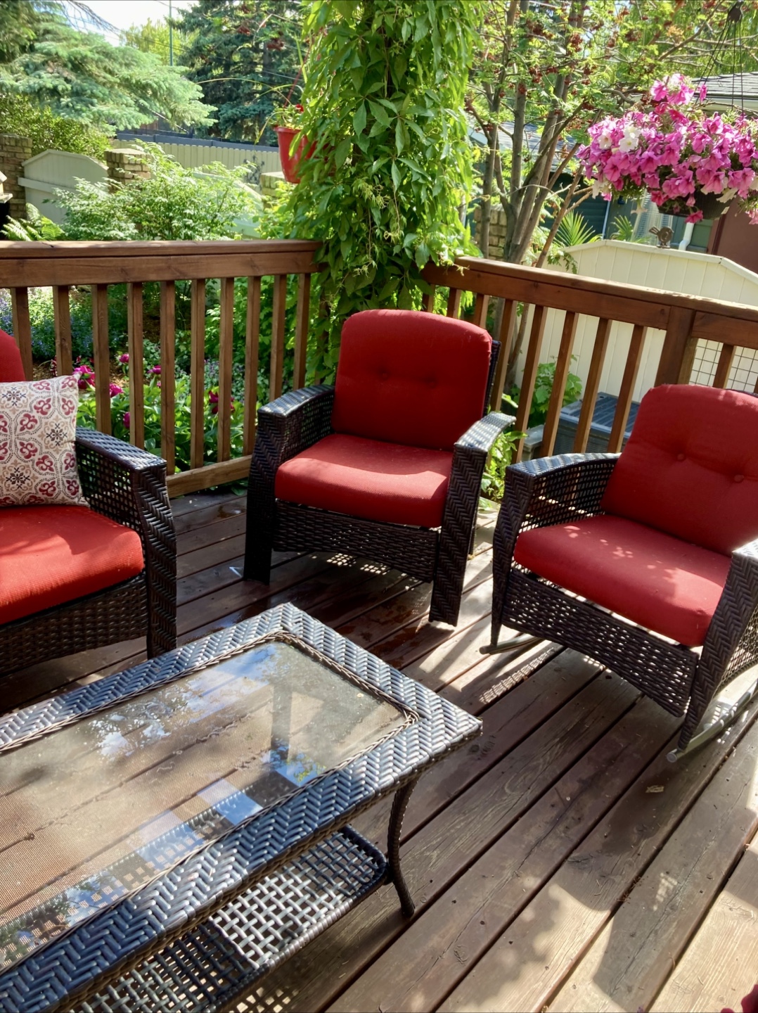 Outdoor Wicker Patio Set - Red Cushions
