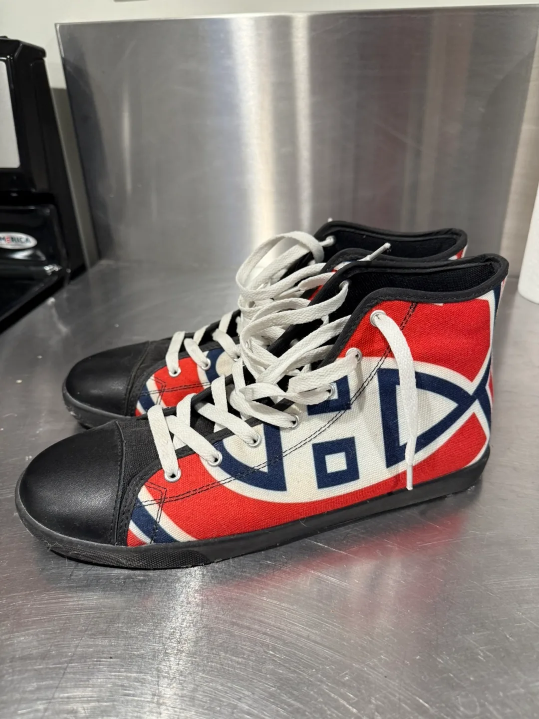 Montreal Canadiens RARE shoes thumbnail