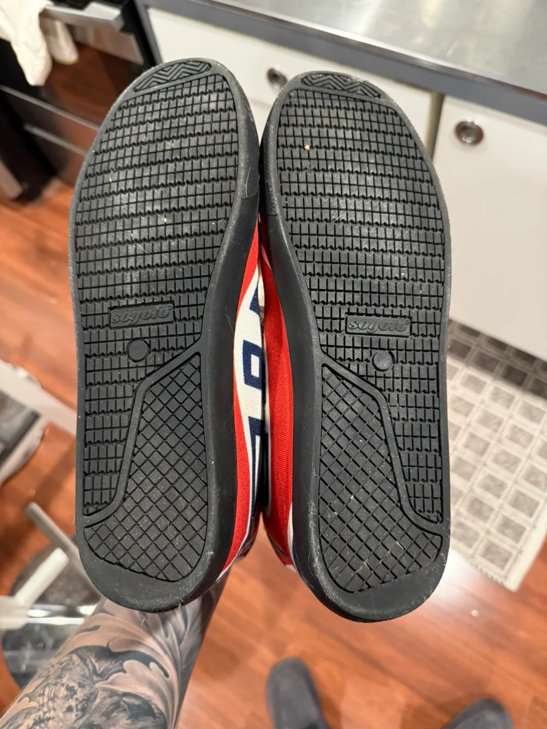 Montreal Canadiens RARE shoes image indicator(5)