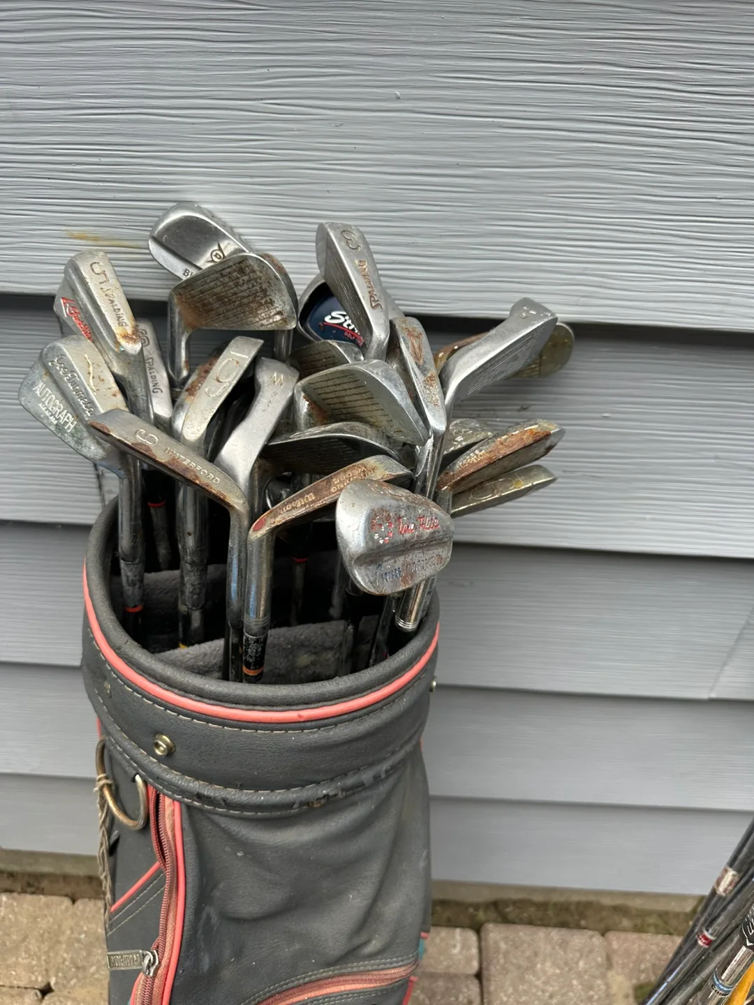 Used Golf Clubs & Bag image indicator(2)