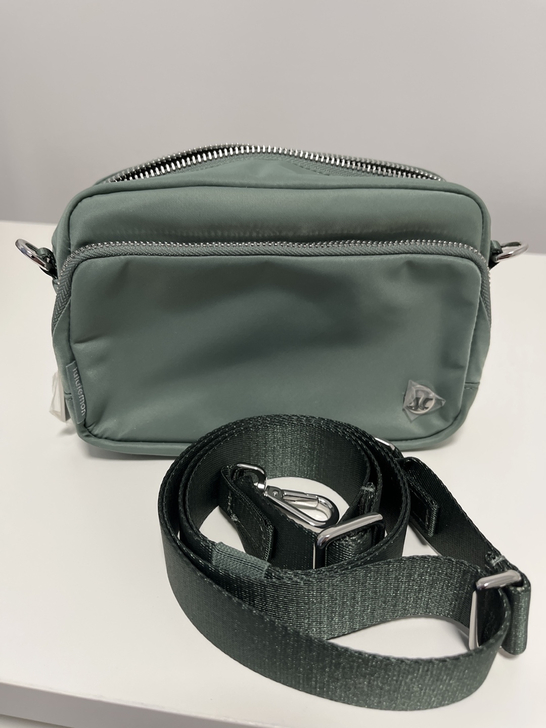 Lululemon everywhere Crossbody Bag