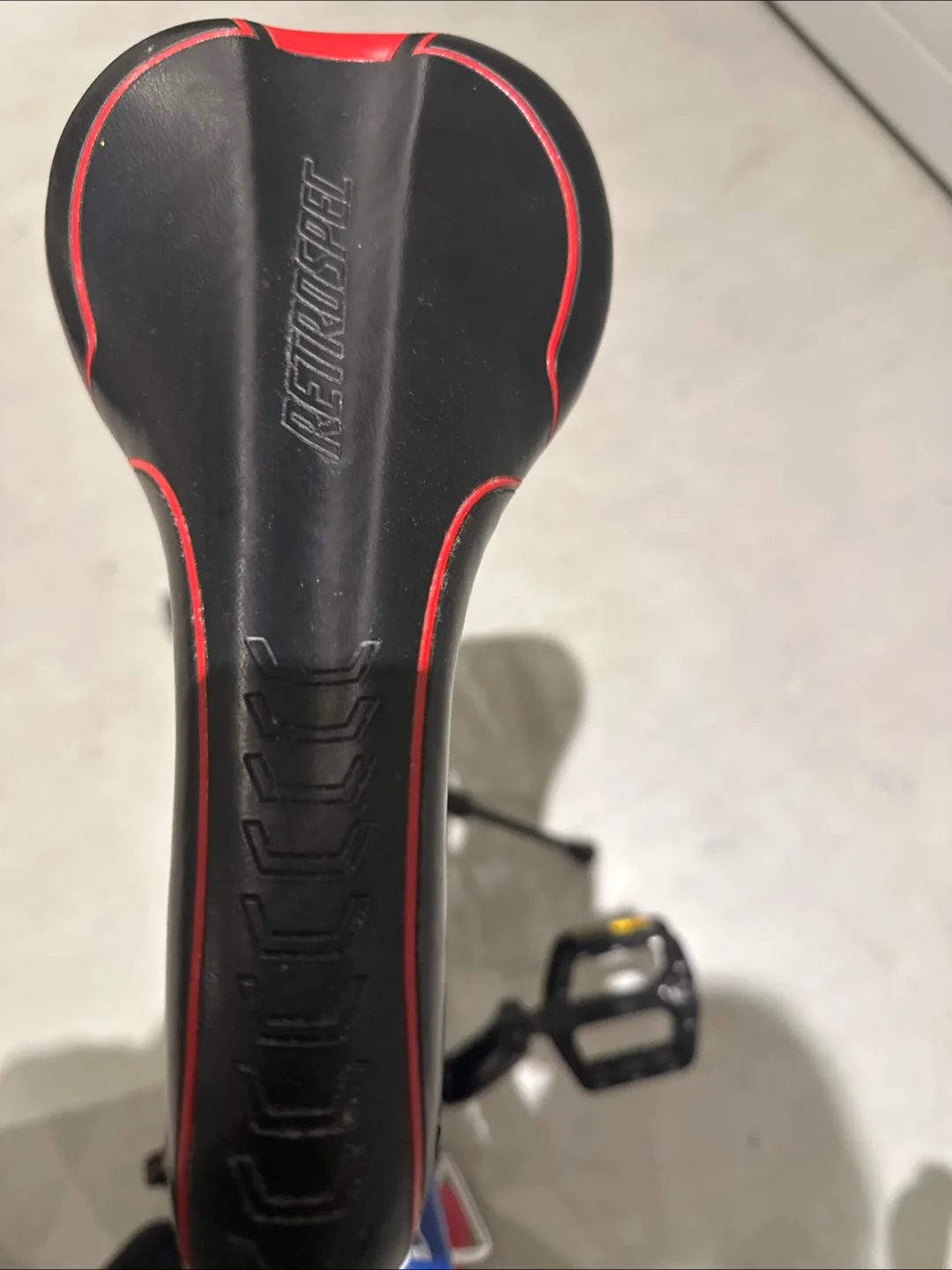 Customized Twitter Venus 26 inch Mountain Bike for women image indicator(4)