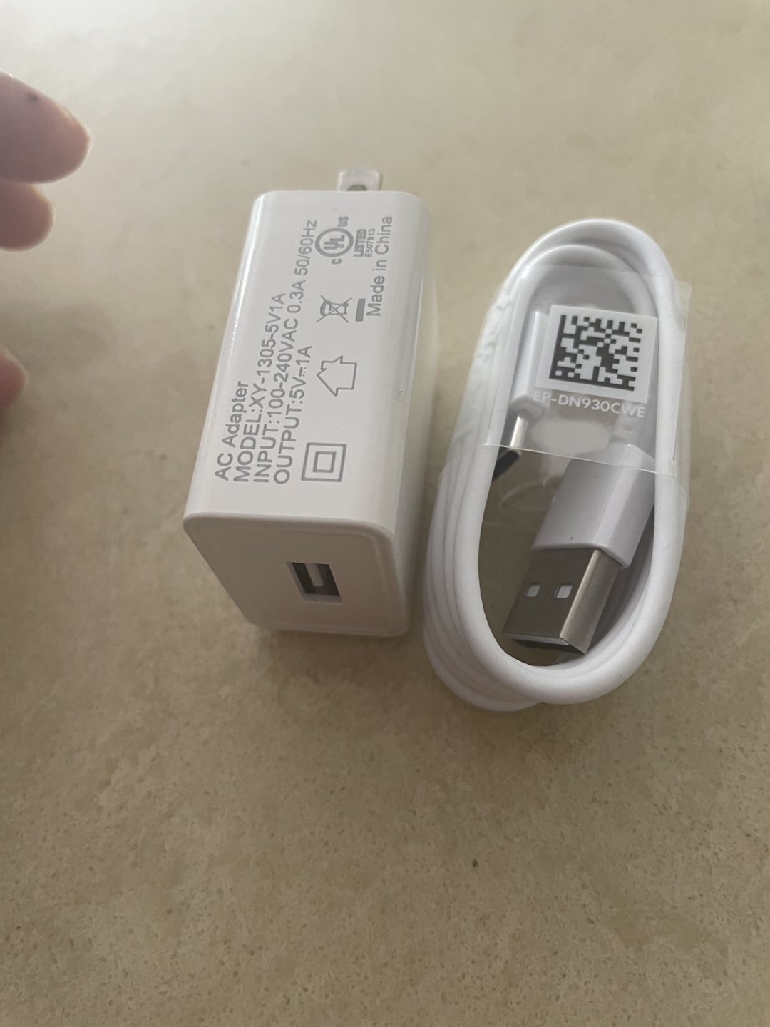 Charger and Cable Set - photo 2