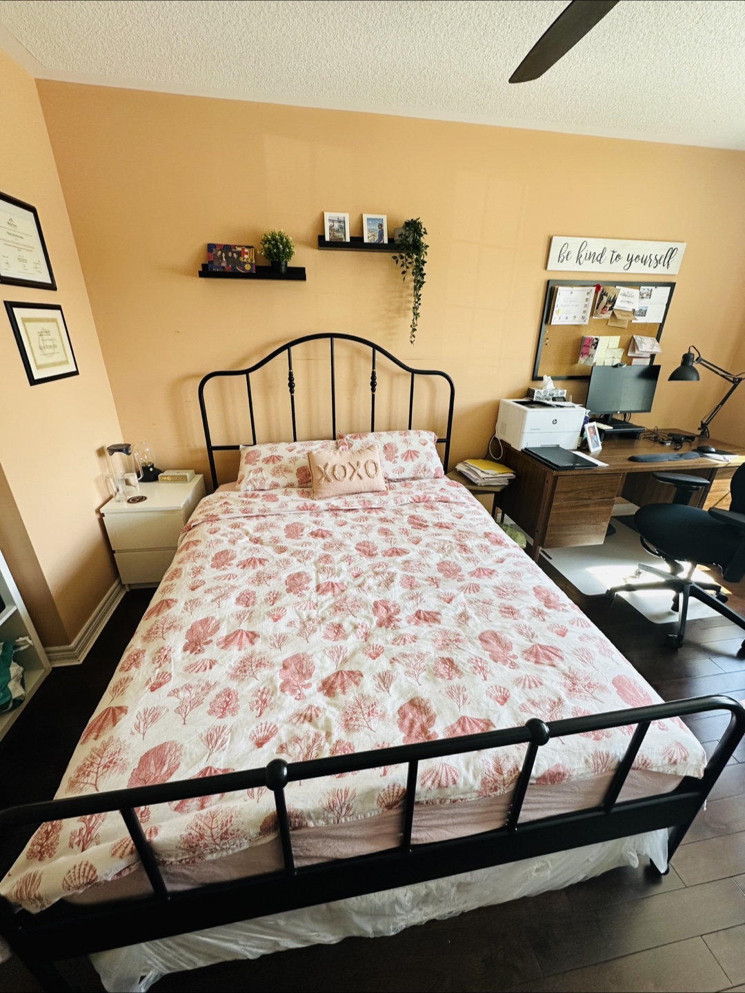 Fashionable Queen Bed Frame - photo 3
