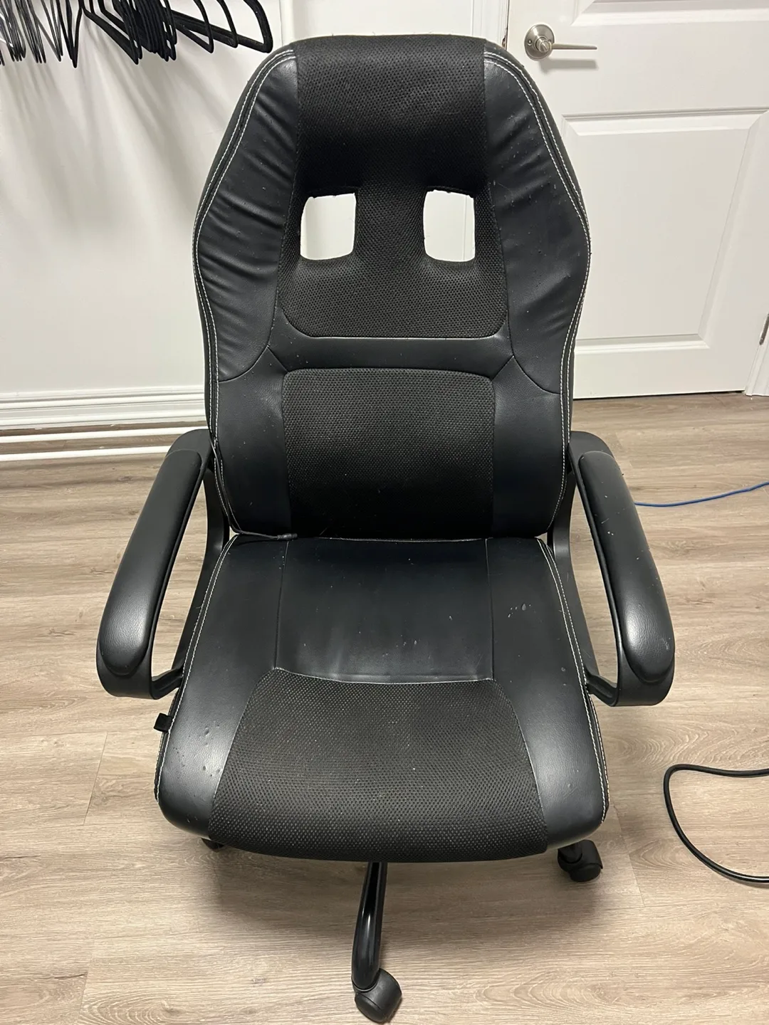 Black leather Gaming Chair thumbnail