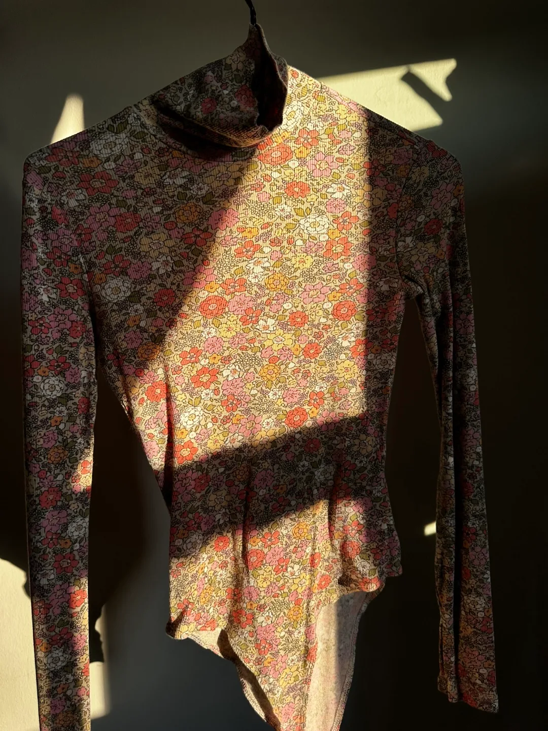 Floral Print Long Sleeve Bodysuit thumbnail