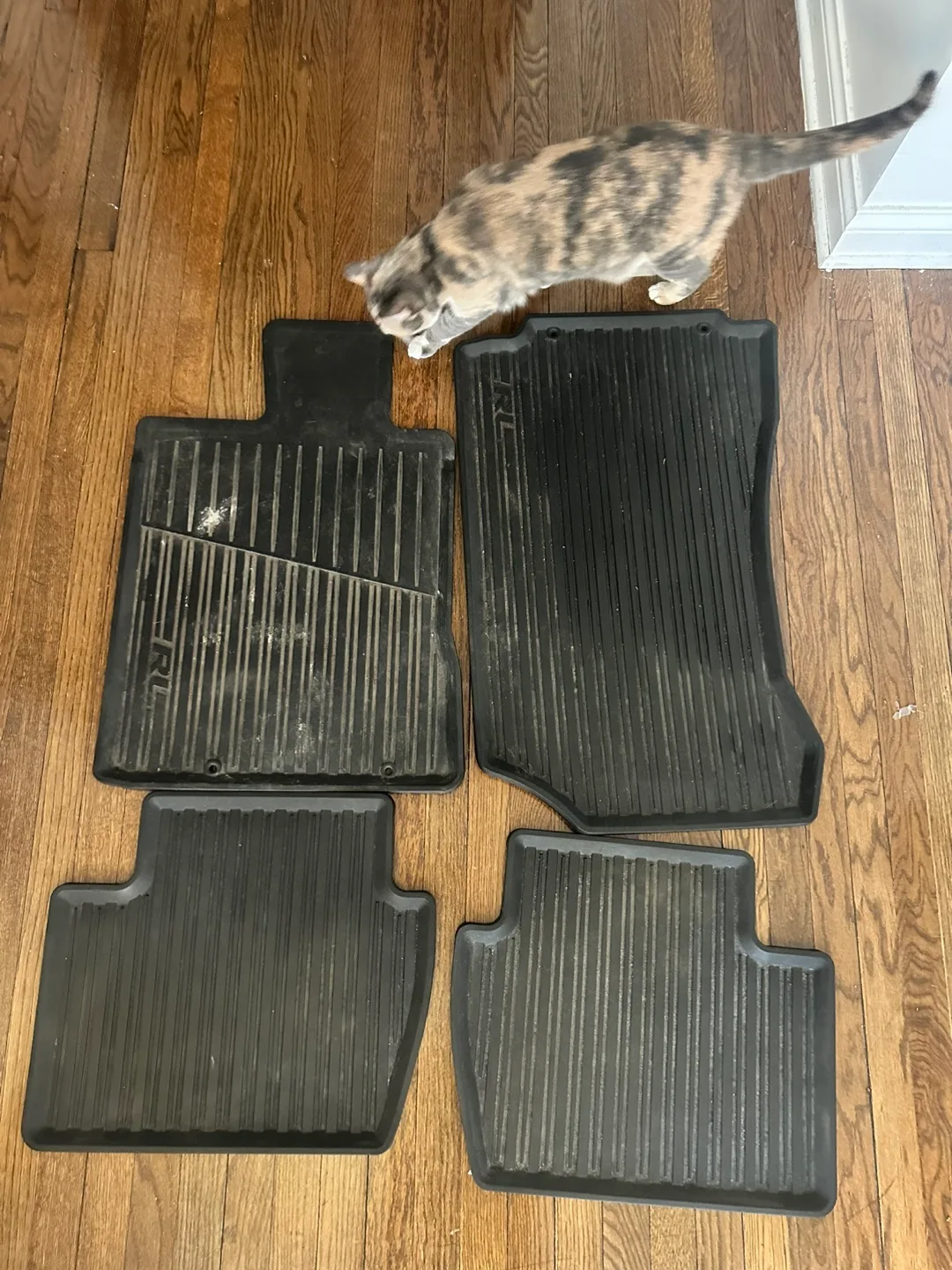 Acura 2005 -2012 RLX Black Rubber Floor Mats thumbnail