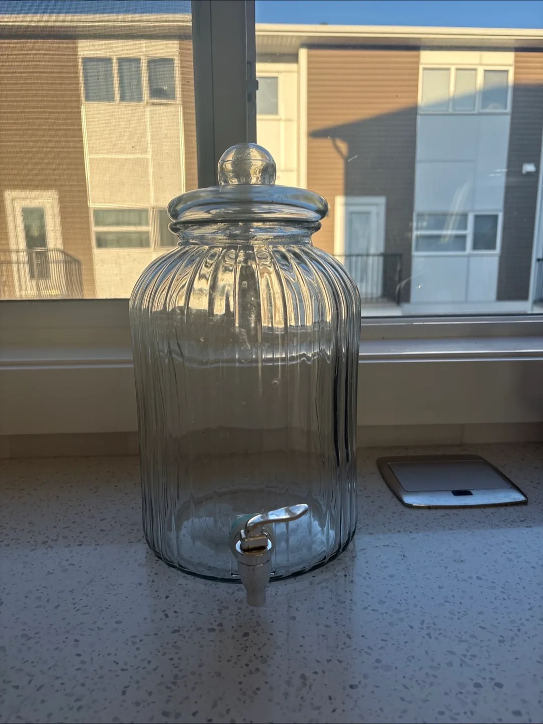 Glass Drink Dispenser thumbnail