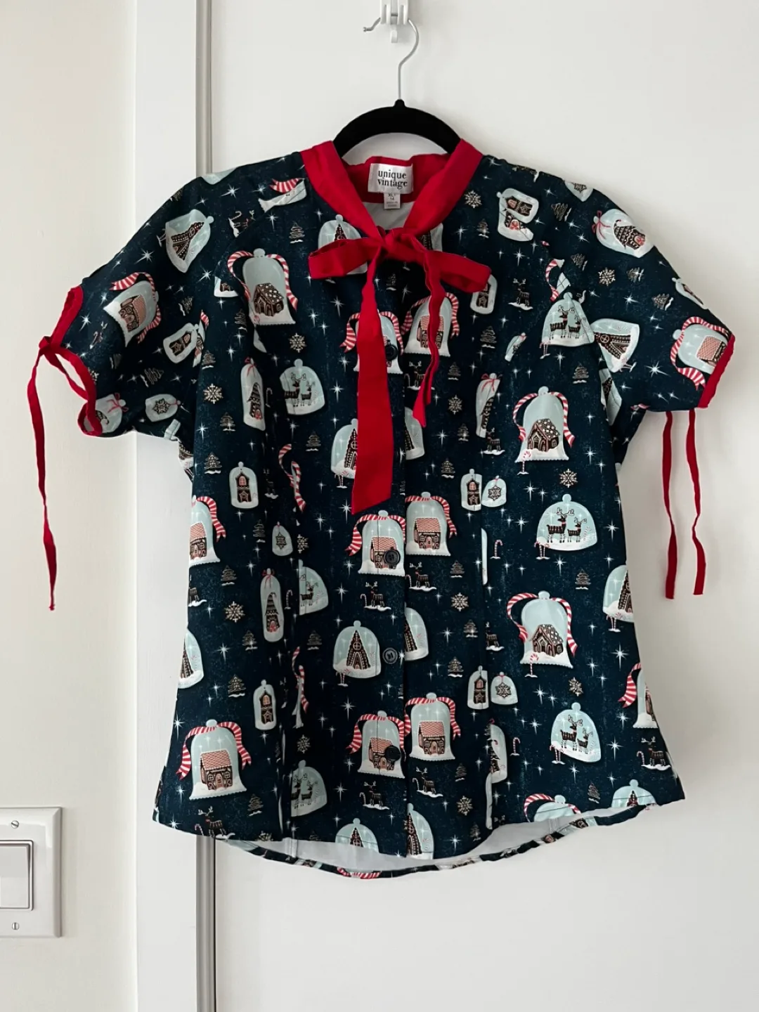Unique Vintage Christmas Print Top - XL thumbnail