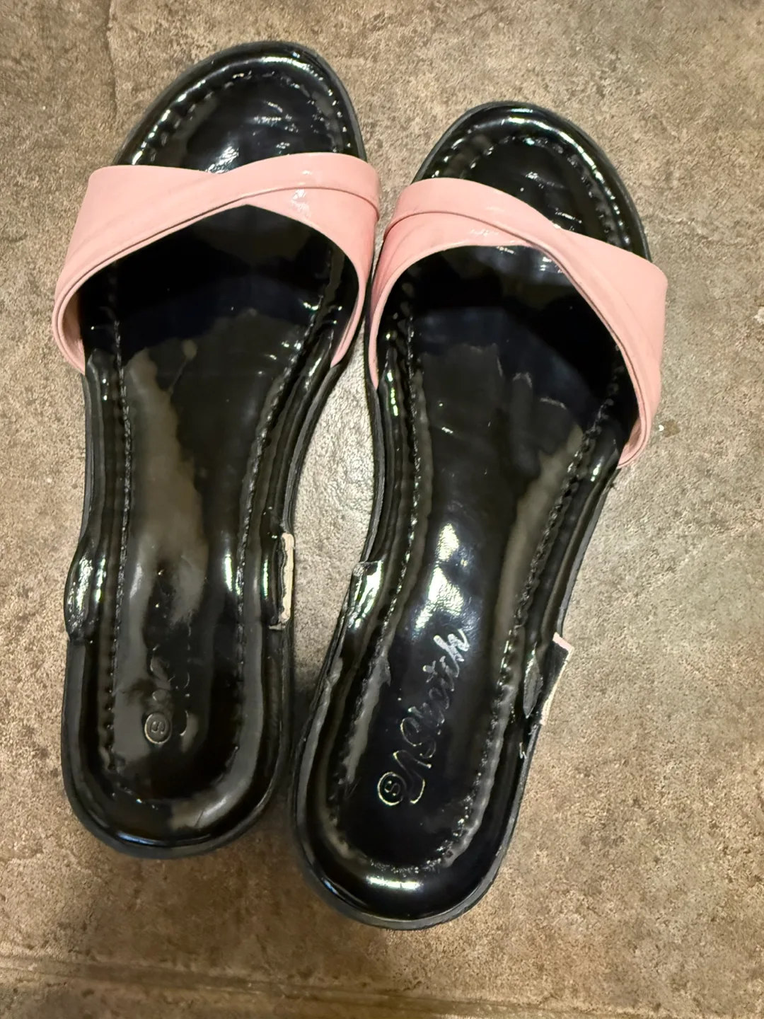 Italia Pink Sandals Size 1 #freecycle image indicator(3)