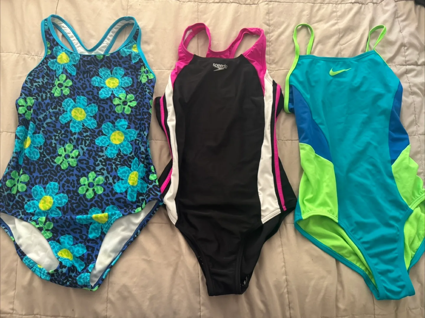 Girls' Swimsuits - Speedo & Nike thumbnail