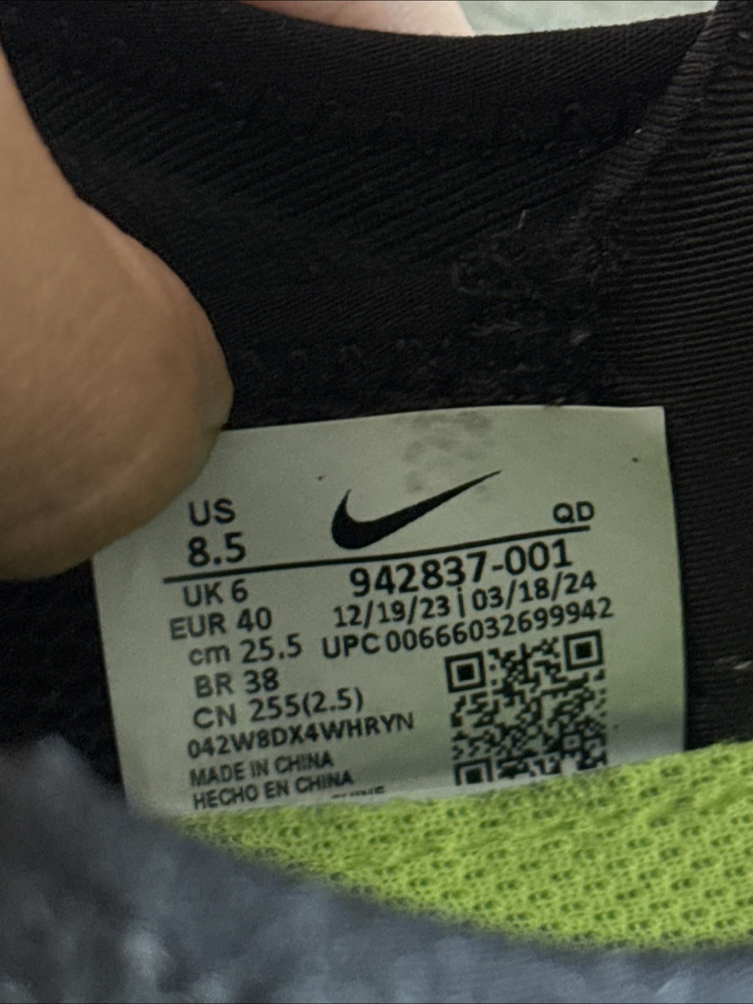 Nike Free RN 2018 Black Running Shoes - US 8.5 - photo 3