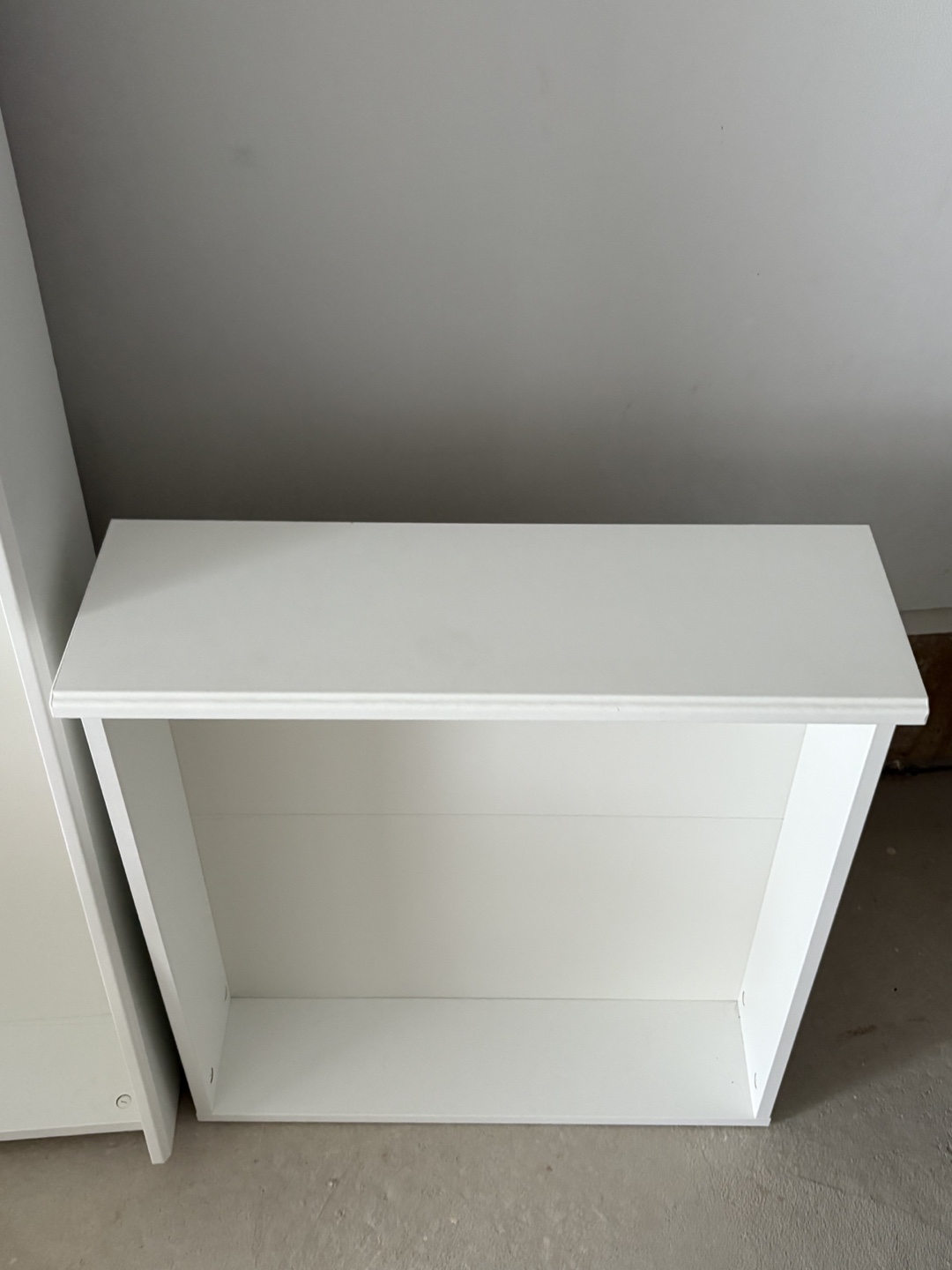 White Shelving Unit for queen bed (2 large and 2 small drawers) - photo 2