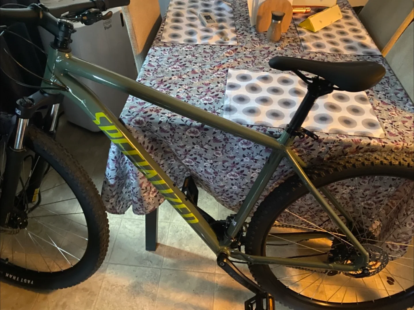 Specialized Mountain Bike - Green thumbnail