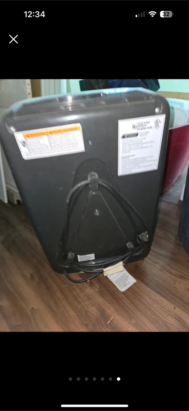 Garrison Dehumidifier - 28 pints image indicator(7)