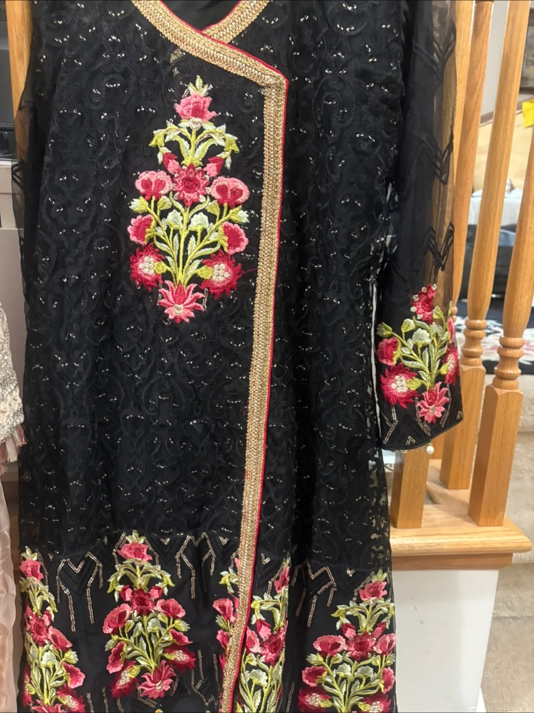 Embroidered Salwar Kameez Set image indicator(5)