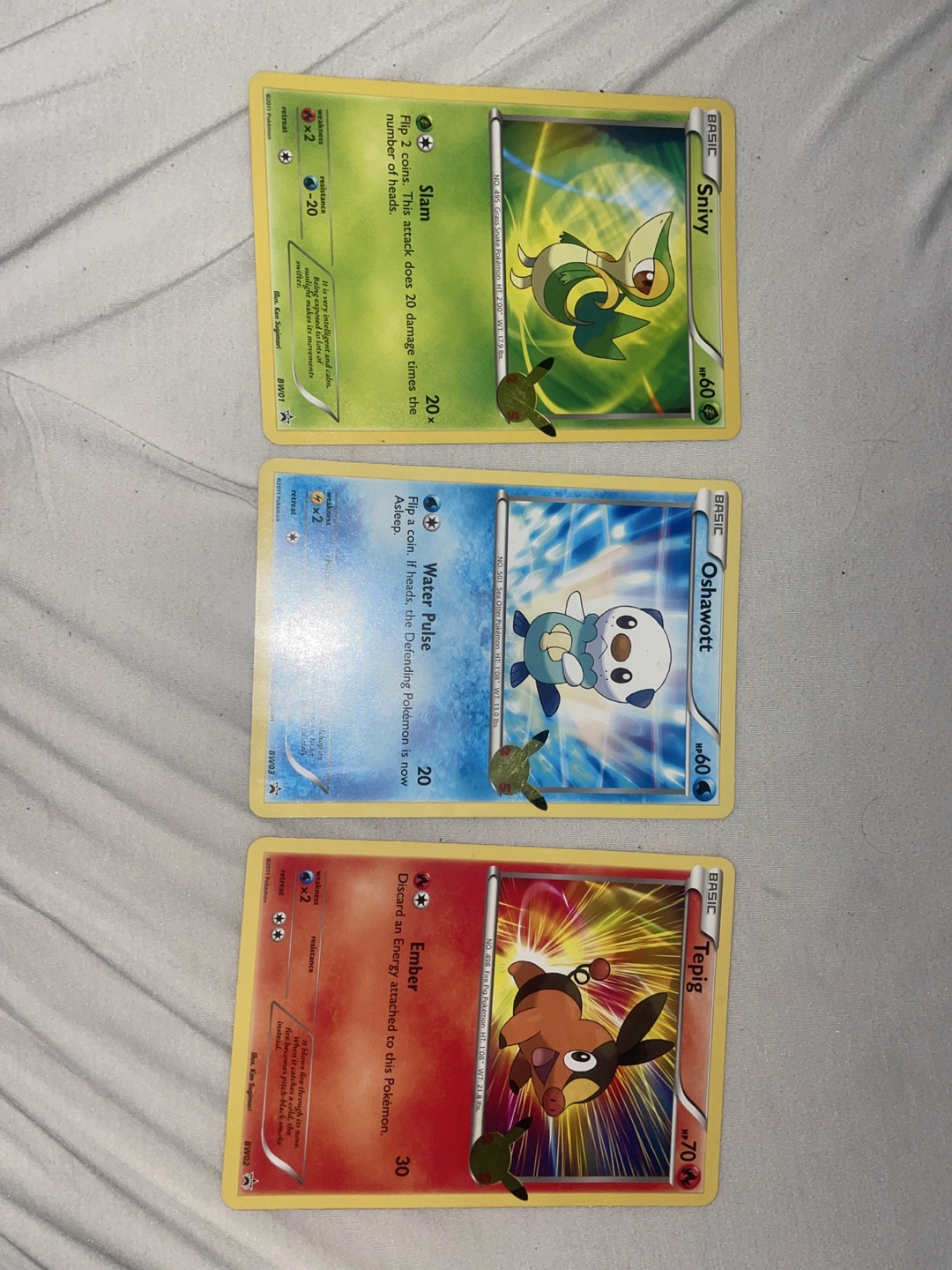Selling 3 Jumbo basic Pokemon cards