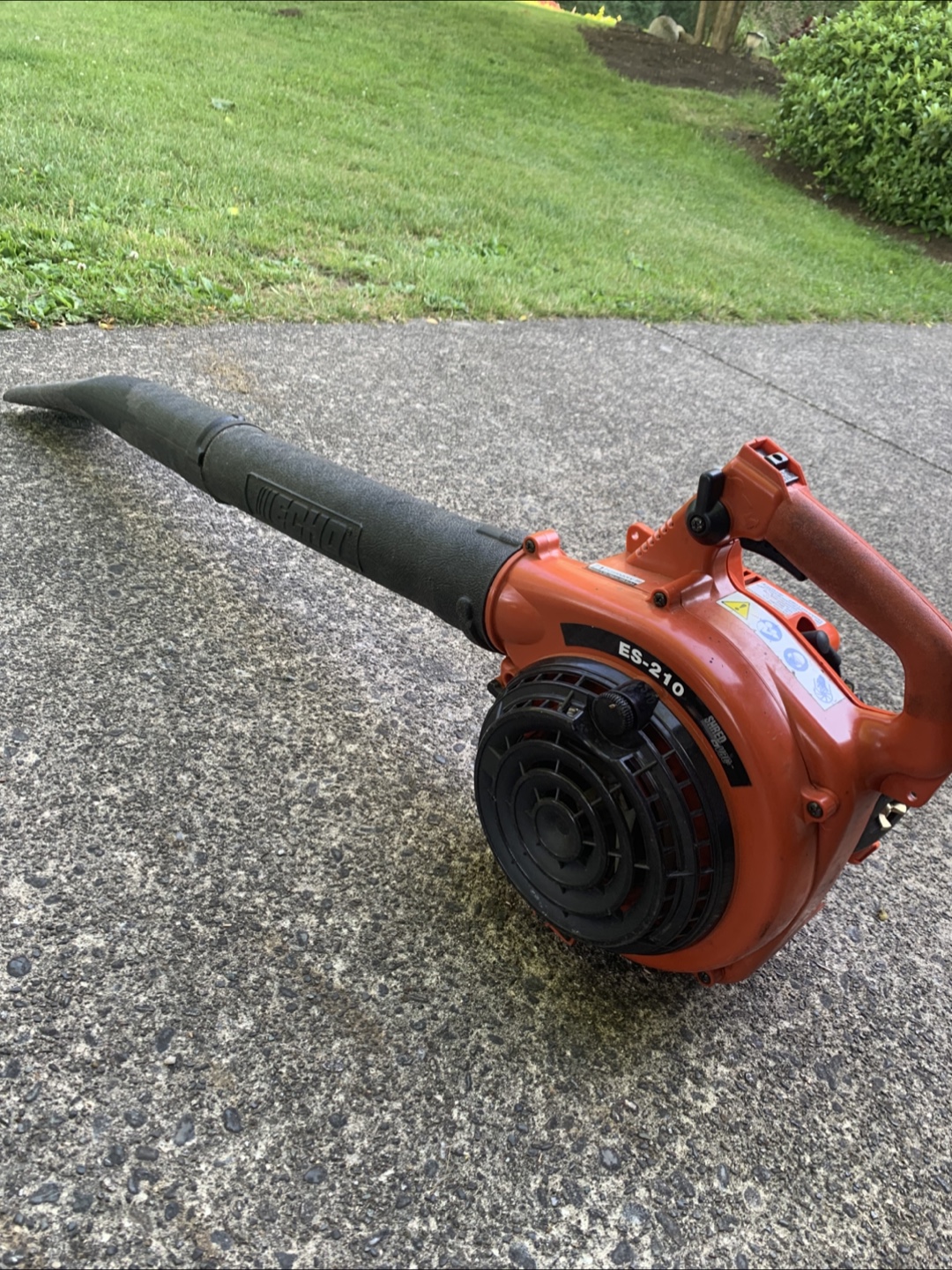 Echo ES-210 Shred 'N' Vac Blower