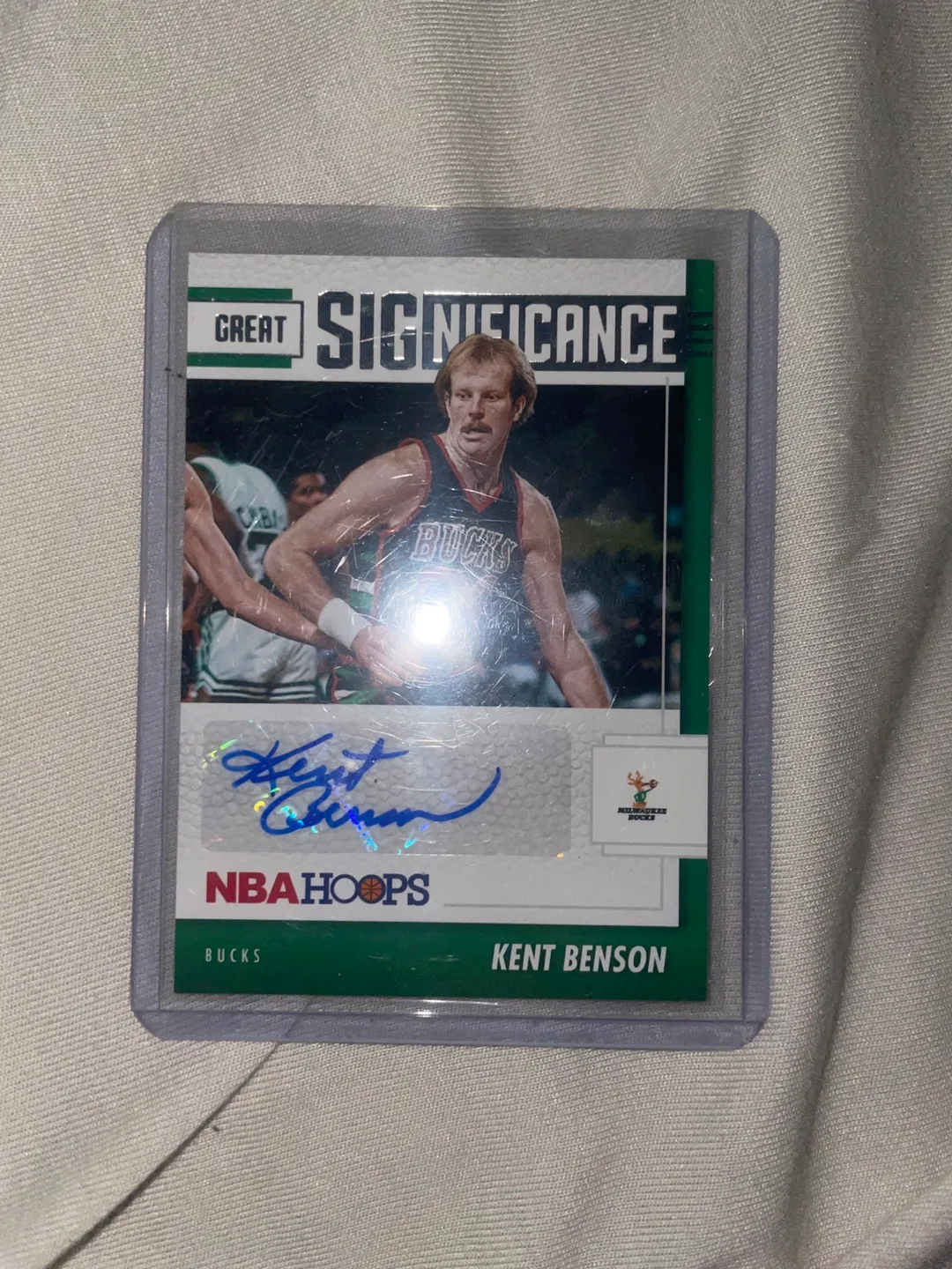 Panini NBA Hoops Autographed Trading Cards image indicator(2)