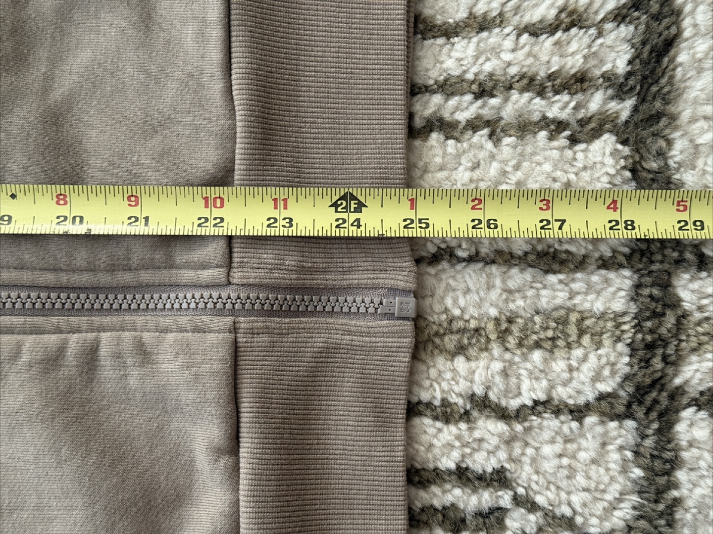 Alo Yoga Full-Zip Hoodie M - photo 5