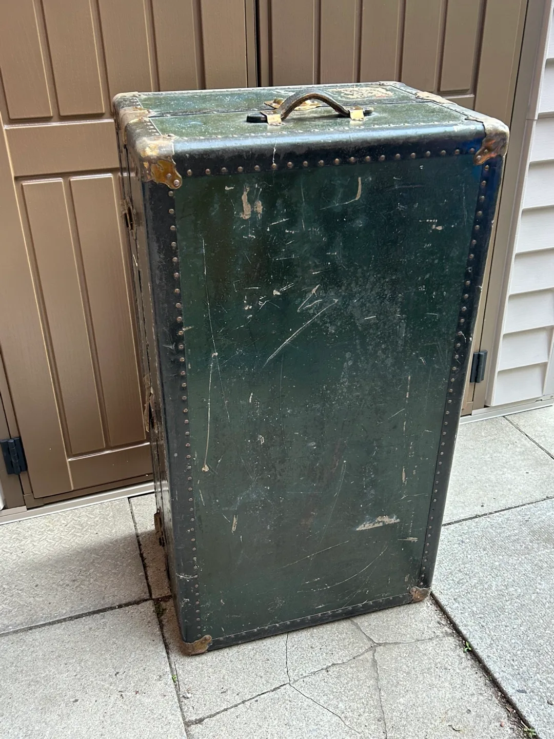 Vintage Wardrobe Trunk with Drawers & Hangers image indicator(7)