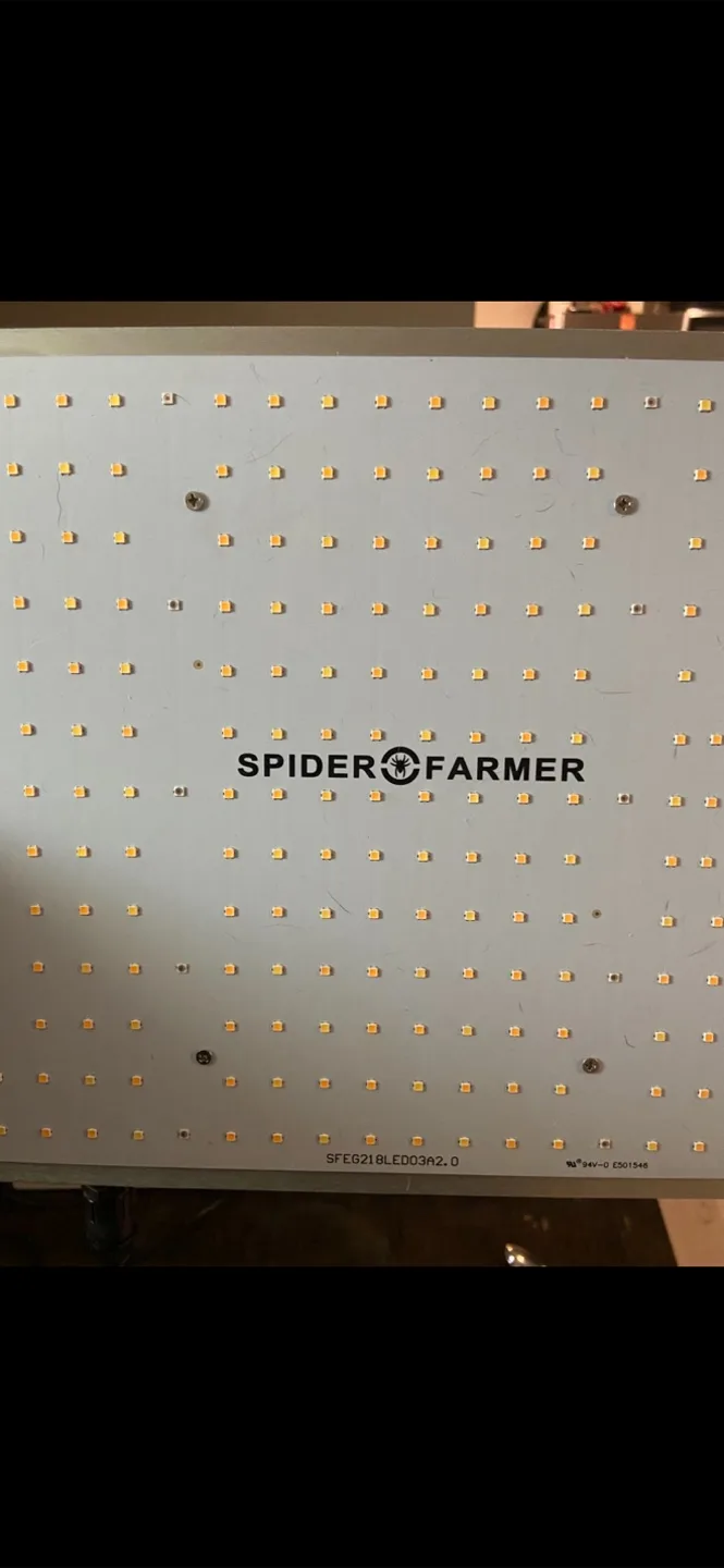 Spider Farmer grow light thumbnail