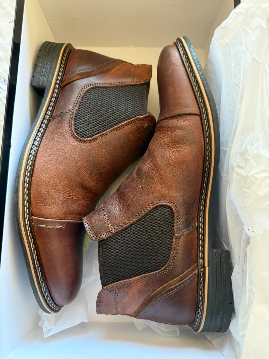 Men’s shoes thumbnail