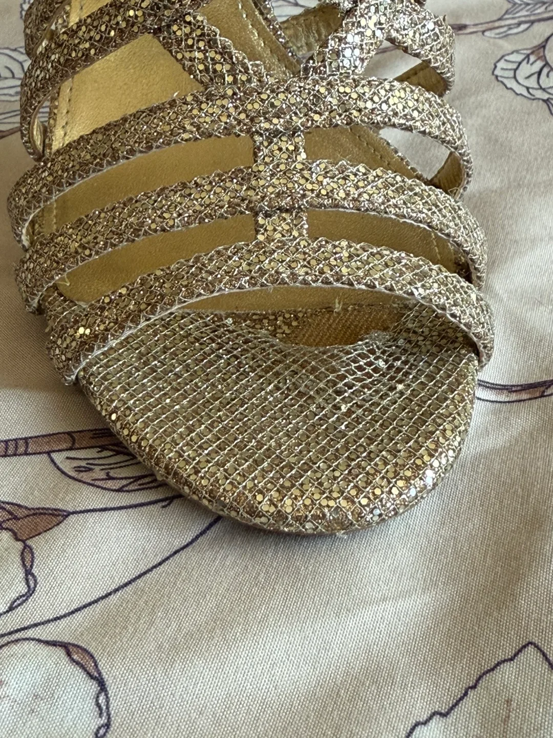 MK sandals image indicator(6)