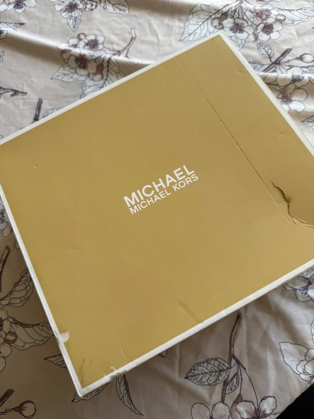 MK sandals image indicator(9)