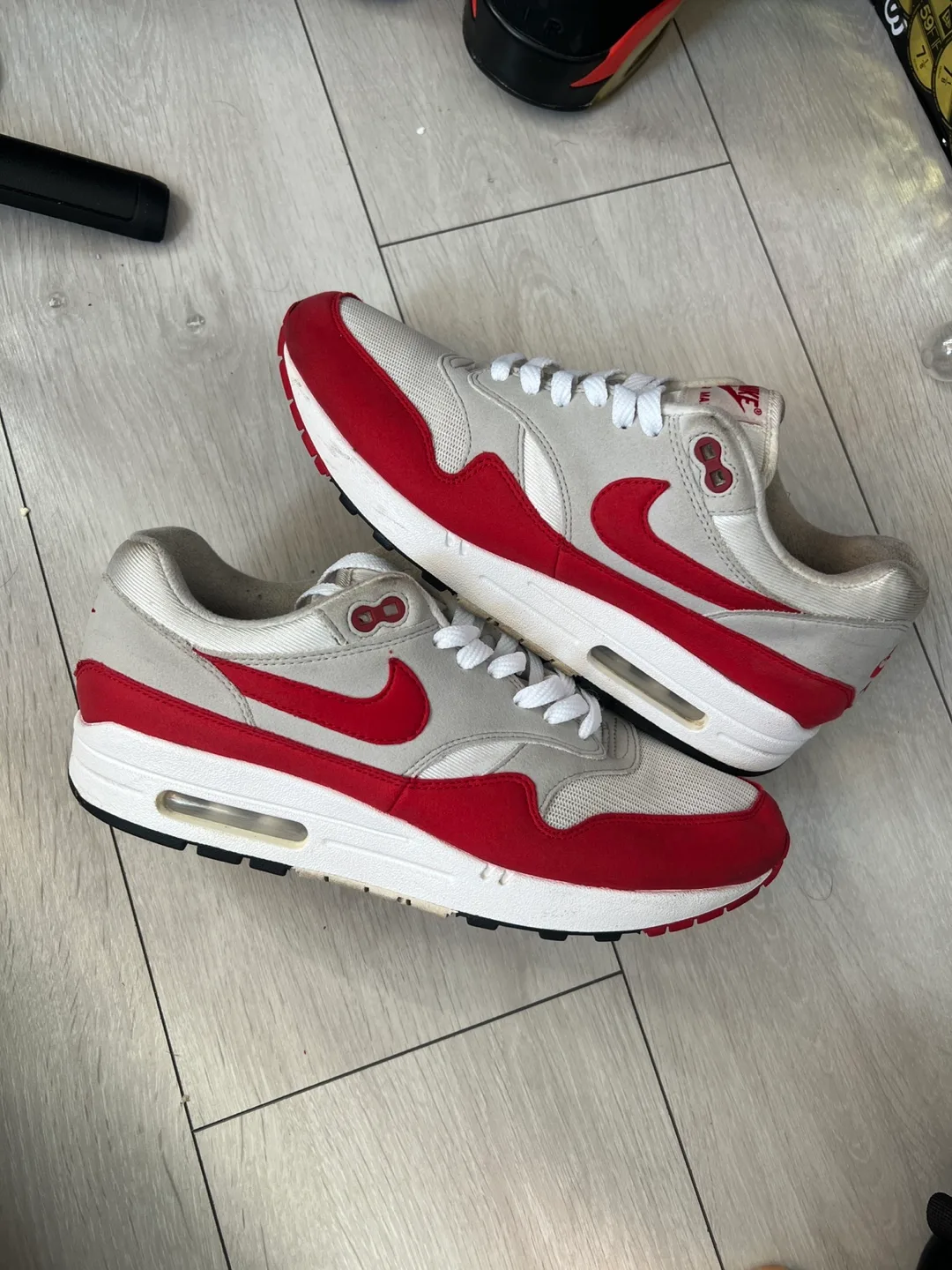 Air max 1 anniversary red OG size 8.5 Mens thumbnail