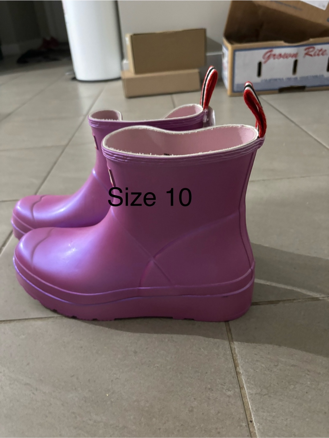 New Hunter Rain Boots Size 10 - photo 3
