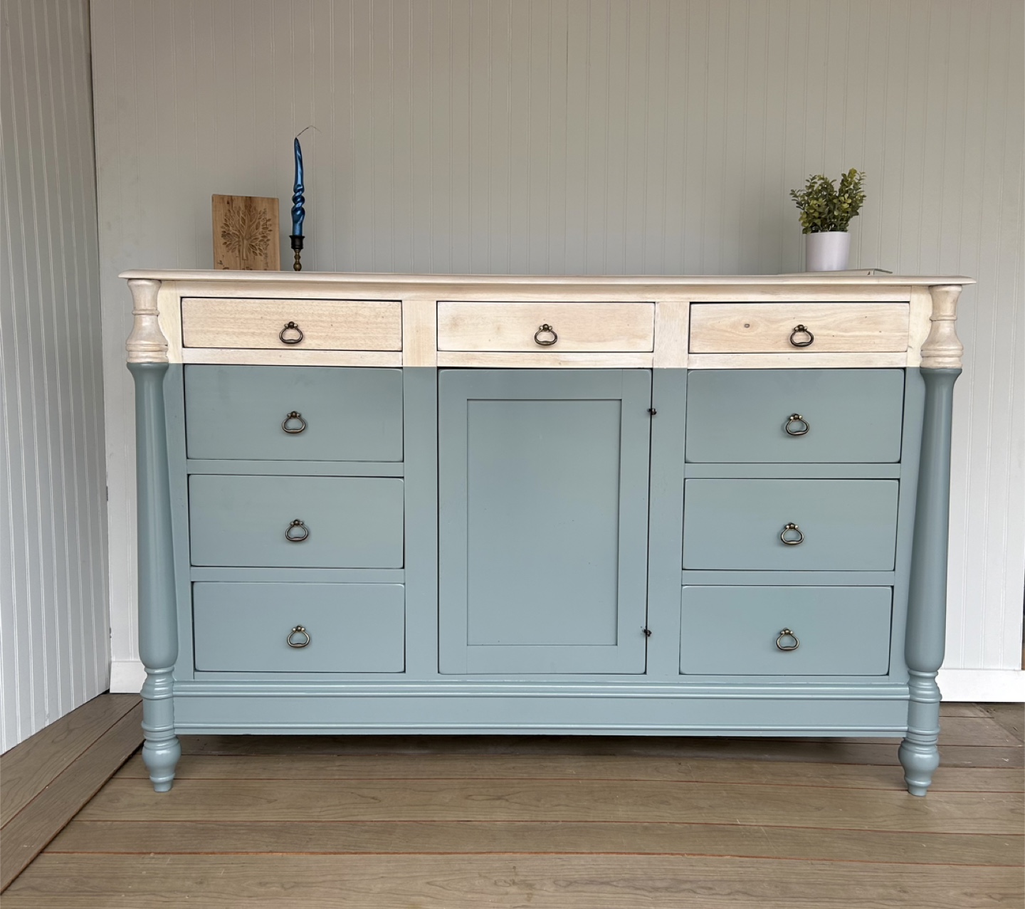 Refinished Solid Wood Dresser with Mirror /Buffet - photo 2