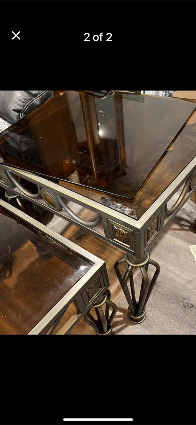 Coffee Table - Glass Top - photo 2