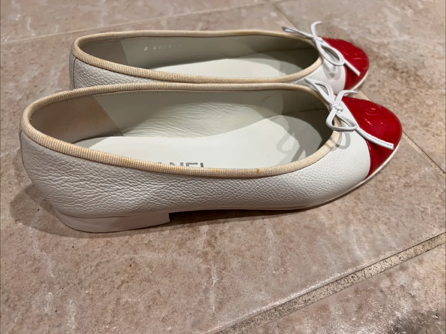 Authentic Chanel Ballet Flats - Size 36 image indicator(6)