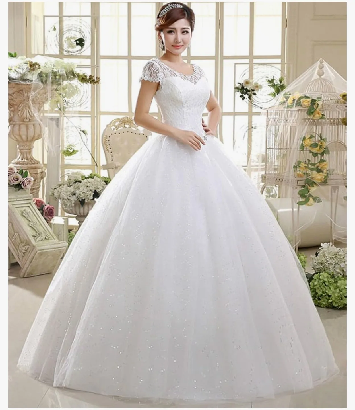 White Wedding Dress image indicator(4)