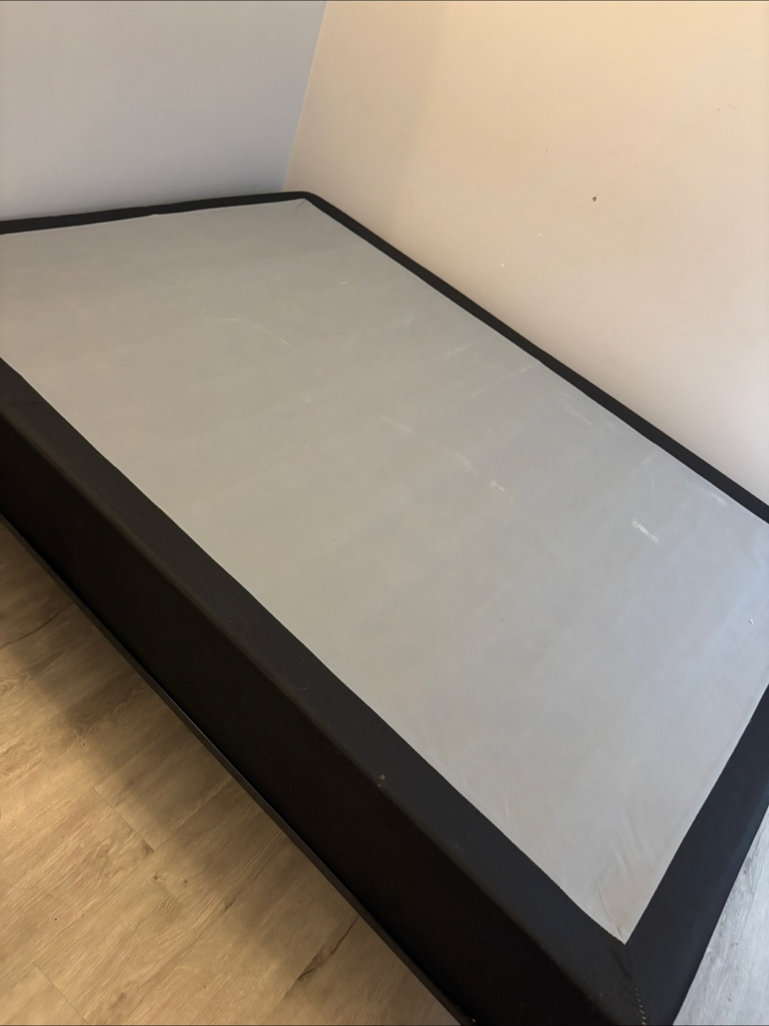 Full size box spring and metal frame