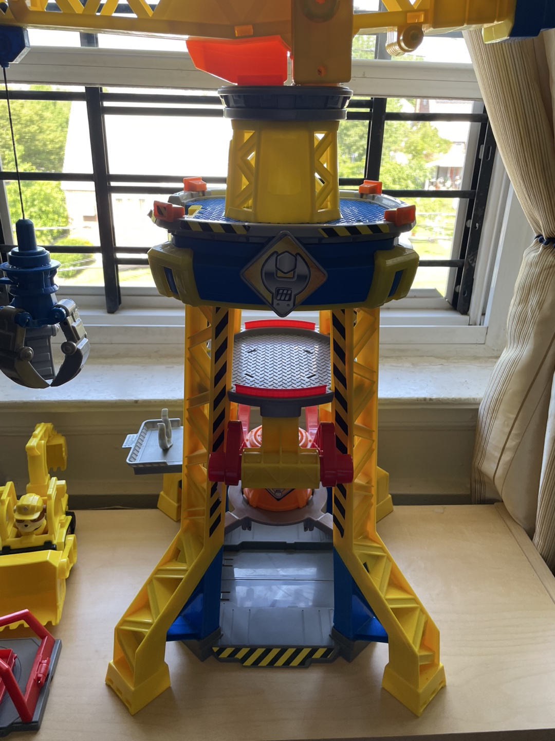 Paw Patrol Builder's Tower Playset - photo 5