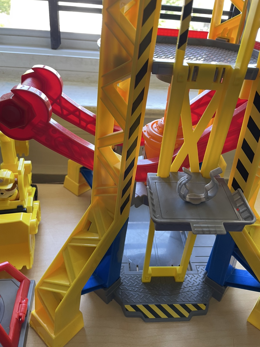 Paw Patrol Builder's Tower Playset - photo 2