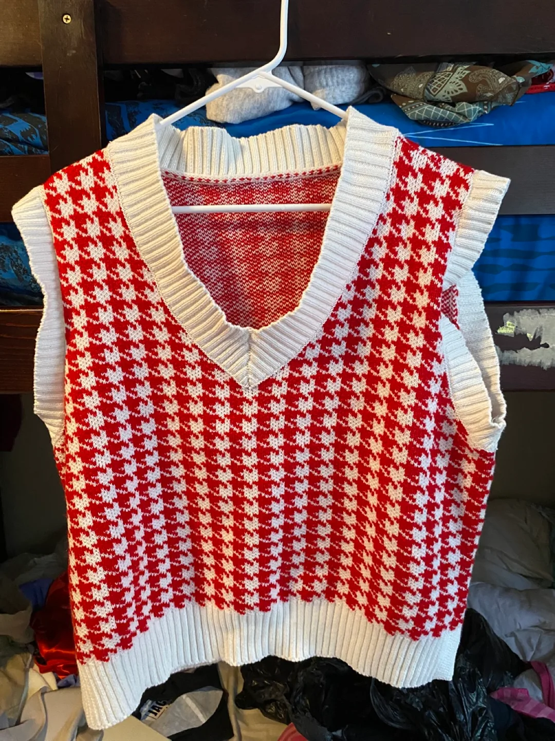 Red & White Houndstooth Knit Vest thumbnail
